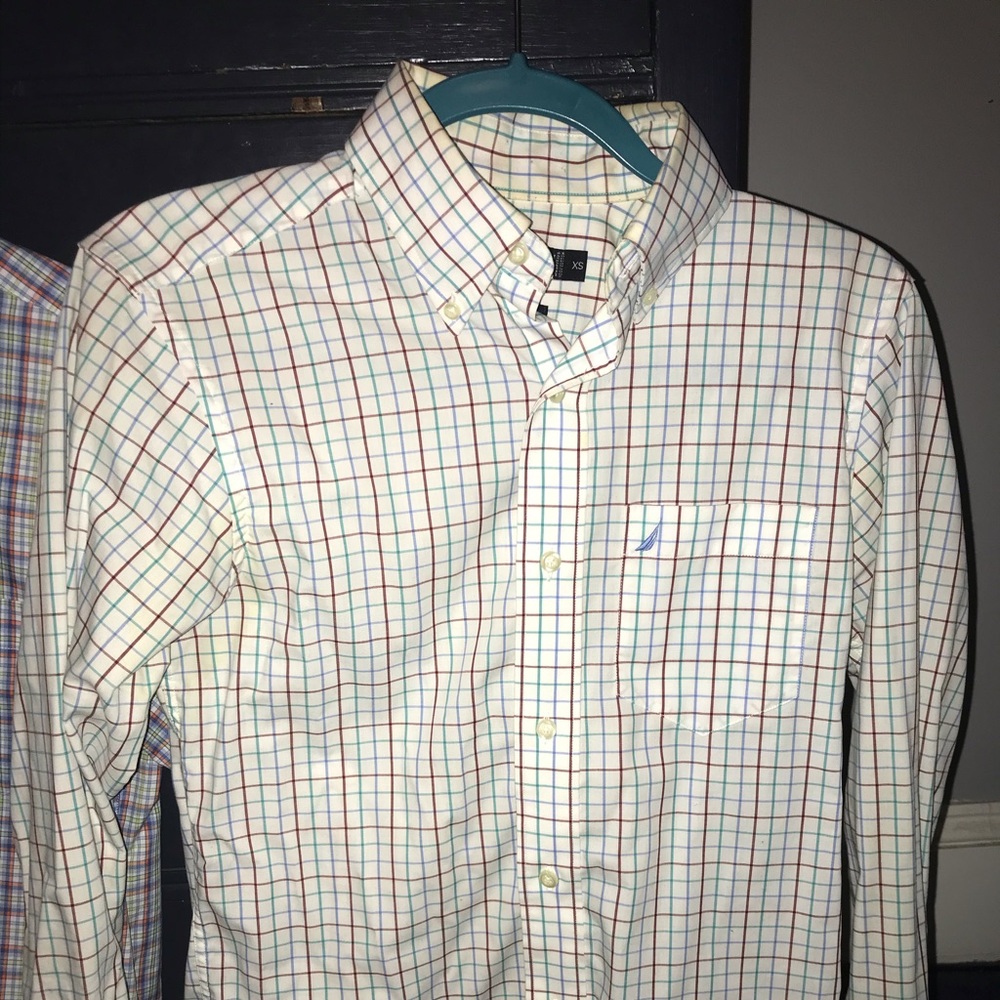 Nautica Dress Shirts - Picture 3 of 4